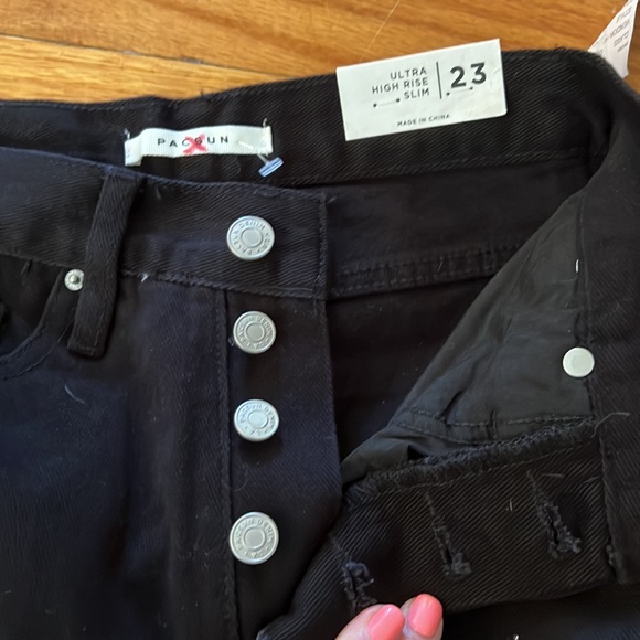 PacSun Size 23 Ultra High Rise Jean With Butterfly Detains NWT 🦋🦋 - Picture 6 of 8